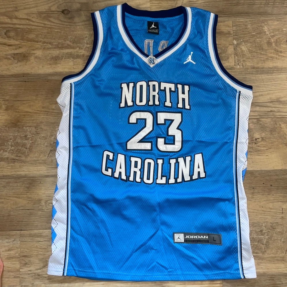 Men’s UNC Jordan Mesh Jersey- Large